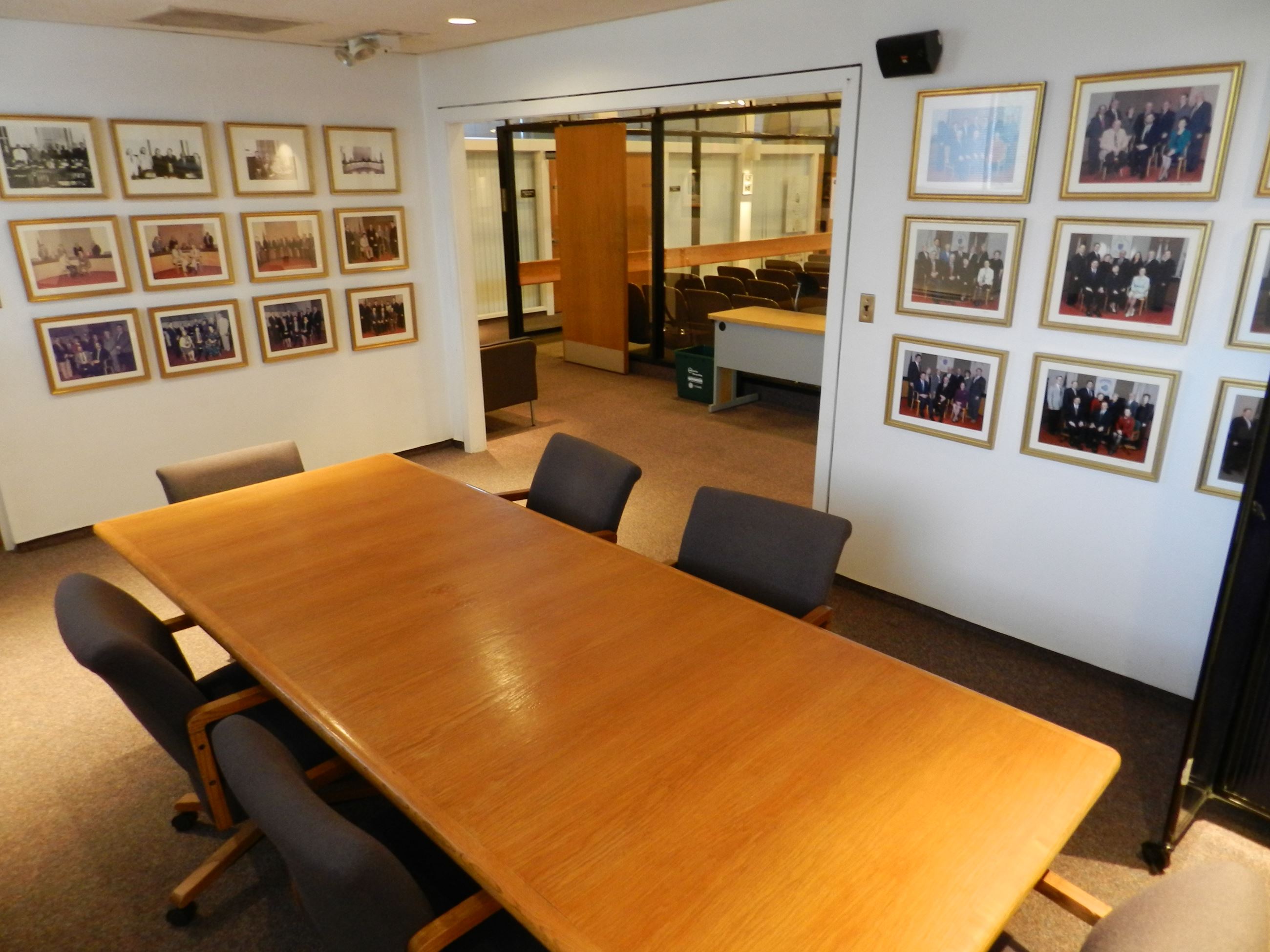 Outter Chambers Meeting Area